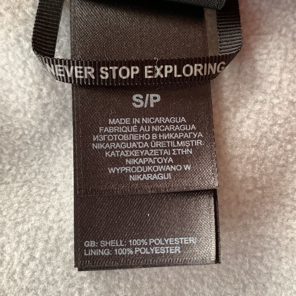 Nwot Northface Midweight Ski Jacket - image 4